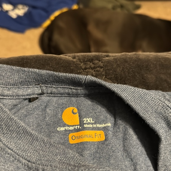 Carhartt long sleeve pocket T-shirt, navy blue size XXL. - Picture 3 of 3